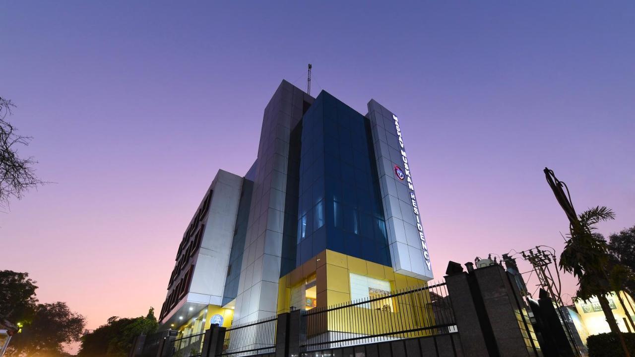 Madhav Muskan Residency Mathura Exterior foto